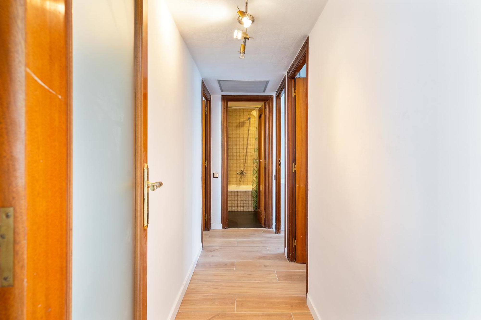 Appartement Chic 3Br Retreat With Private Terrace à Barcelone Extérieur photo