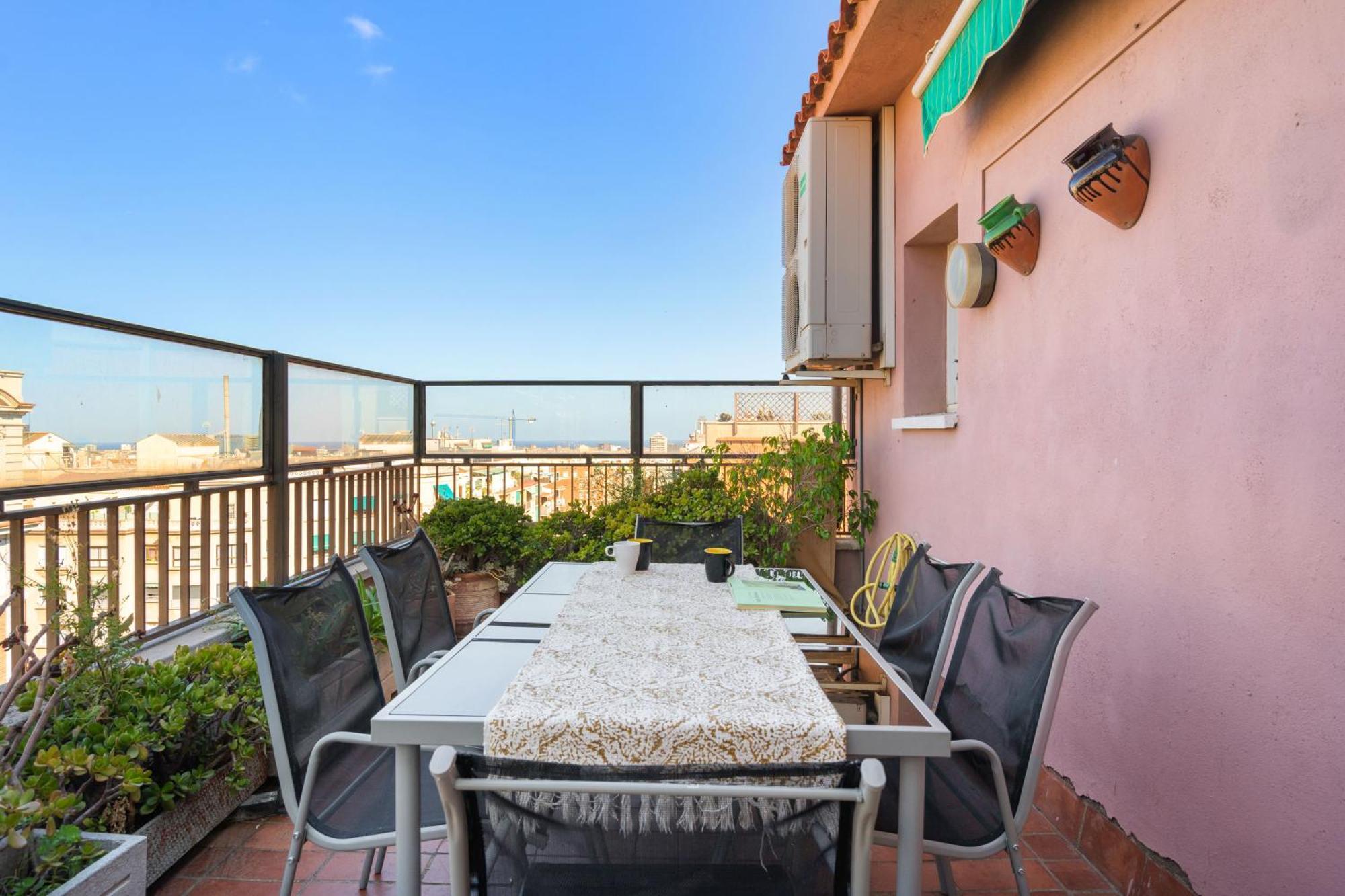 Appartement Chic 3Br Retreat With Private Terrace à Barcelone Extérieur photo